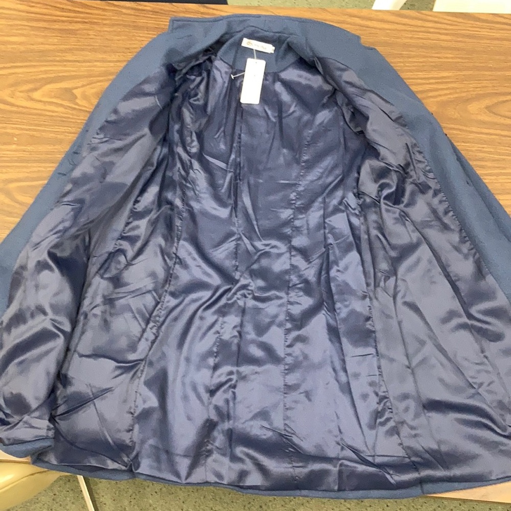 BNWT Deep Blue Peacoat W/ Side Pockets - Picture 4 of 6